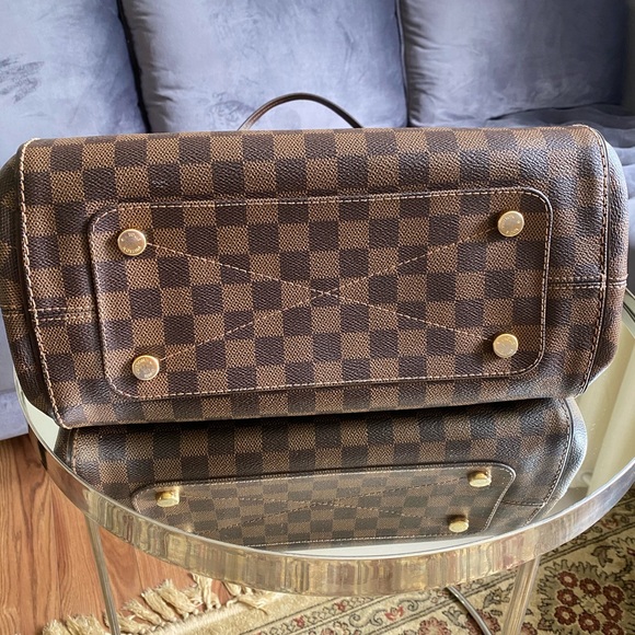 Louis Vuitton ( SOLD ) - Picture 3 of 9